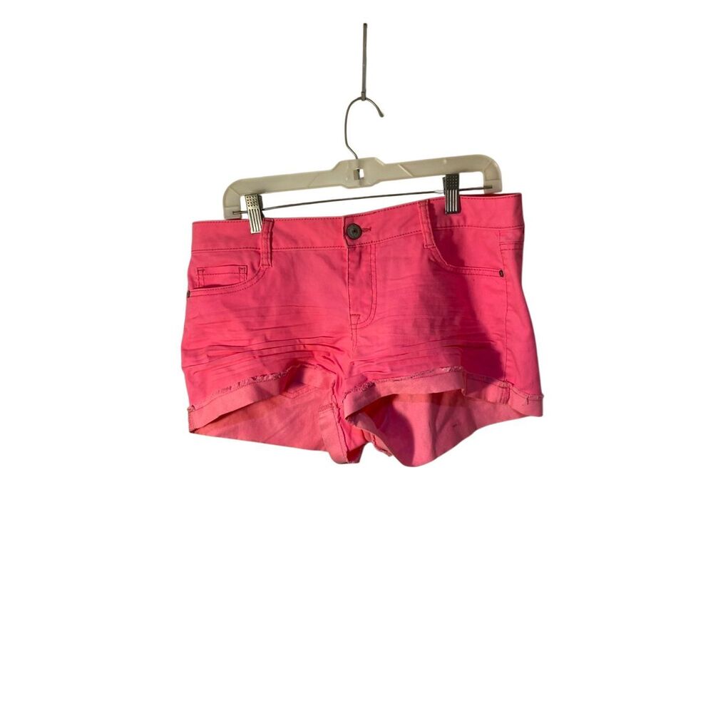 L.E.I. Ashley, low rise, hot pink cuffed shorts, 15.